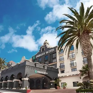 Hotel Embassy By Hilton Angeles International Airport South